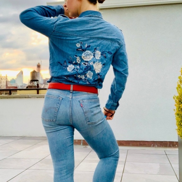 American Eagle Floral Denim Button Down Shirt - Picture 15 of 15